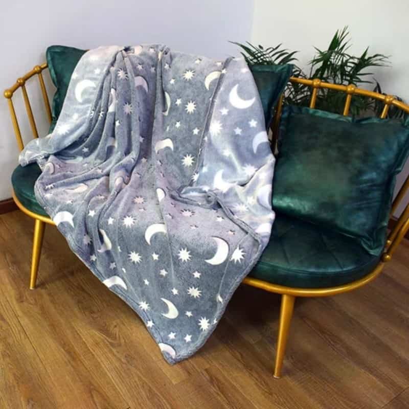 تصویر 4 از پتو ضخیم با طرح‌ های فانتزی جذاب و رنگ ثابت